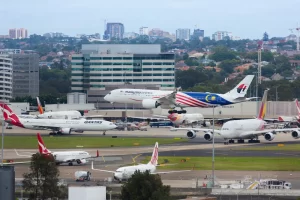 Malaysia Airlines landing at Sydney Airport